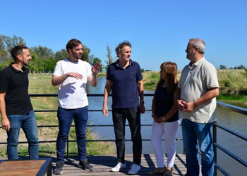 Katopodis recorrió obras hídricas y de espacio público en Suipacha