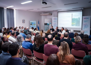 Académicos, productores y funcionarios debatieron el uso de tecnología para el desarrollo agropecuario
