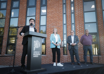 Saladillo: Kicillof y Alvarez Rodríguez recorrieron la Casa de la Provincia
