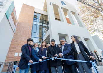 Kicillof y Alvarez Rodríguez inauguraron la Casa de la Provincia en Zárate 