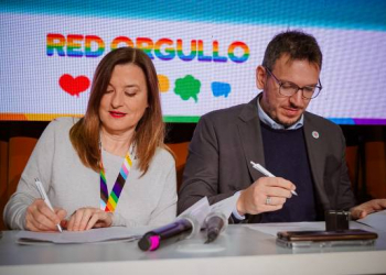 Firma del convenio de Red Orgullo con Banco Provincia 