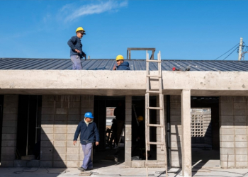 Continúa la construcción del centro sociocomunitario de Villa Tranquila