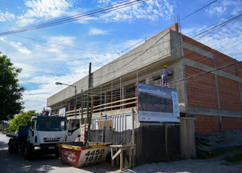 Avanza la construcción de la primera escuela secundaria para el barrio Libertador