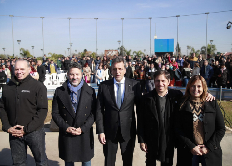 Kicillof presentó la base operativa de la Fuerza Barrial de Aproximación en Merlo