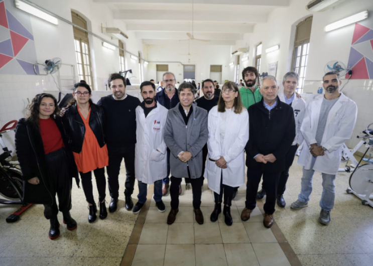 Kicillof recorrió las obras de remodelación y puso en funcionamiento nuevos equipos en el Hospital “General San Martín” 