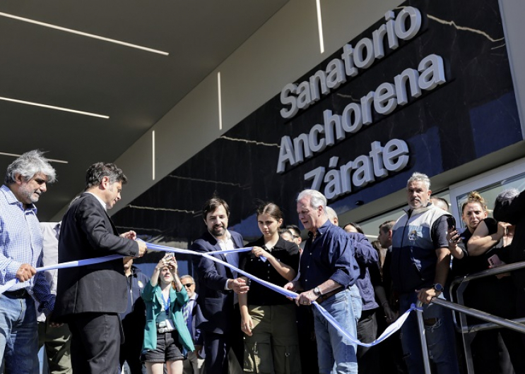 Además participó de la inauguración del Sanatorio Anchorena de UPCN.