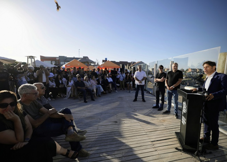 Kicillof: “Mientras los especuladores festejan, la producción y el turismo atraviesan enormes dificultades”