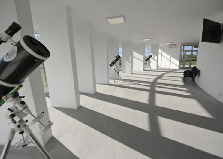 Se inauguró un observatorio astronómico en el Centro de Capacitación, Investigación e Información Educativa de Alberti