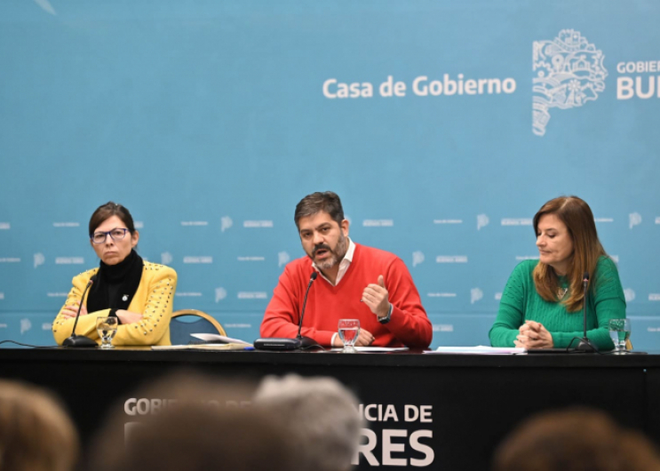 Conferencia Bianco, Díaz y Batakis.