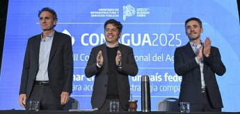 Kicillof encabezó el cierre del Congreso Nacional del Agua