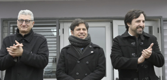 Kicillof inauguró un nuevo Centro de Atención Primaria de la Salud en el barrio La Carmencita