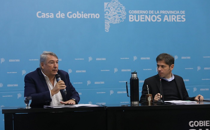 Jorge D'Onofrio y Axel Kicillof en el Salón Dorado de Gobernación.