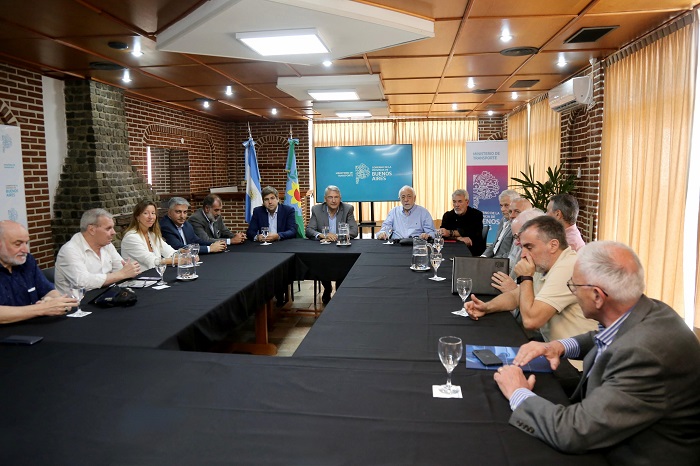 El Ministro D'Onofrio encabezó el encuentro en La Plata.