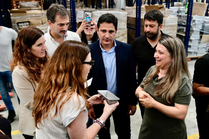 El Ministro junto a López, Galmarini y Botti en la recorrida.