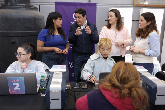 Marinucci junto a Mieri, la Subsecretaria Passo y la directora Botti.