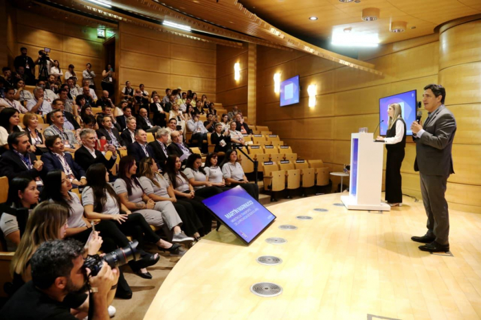El Ministro Marinucci felicitó a las "Conductoras" egresadas en la Torre YPF.